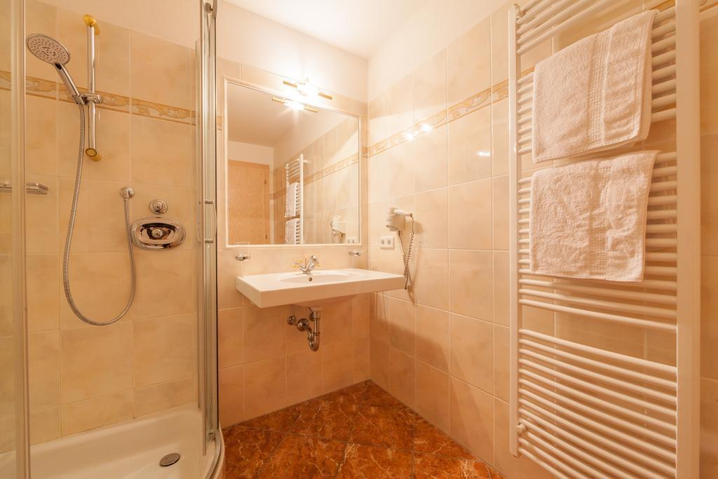 Hotel Tolderhof San Candido Zewnętrze zdjęcie
